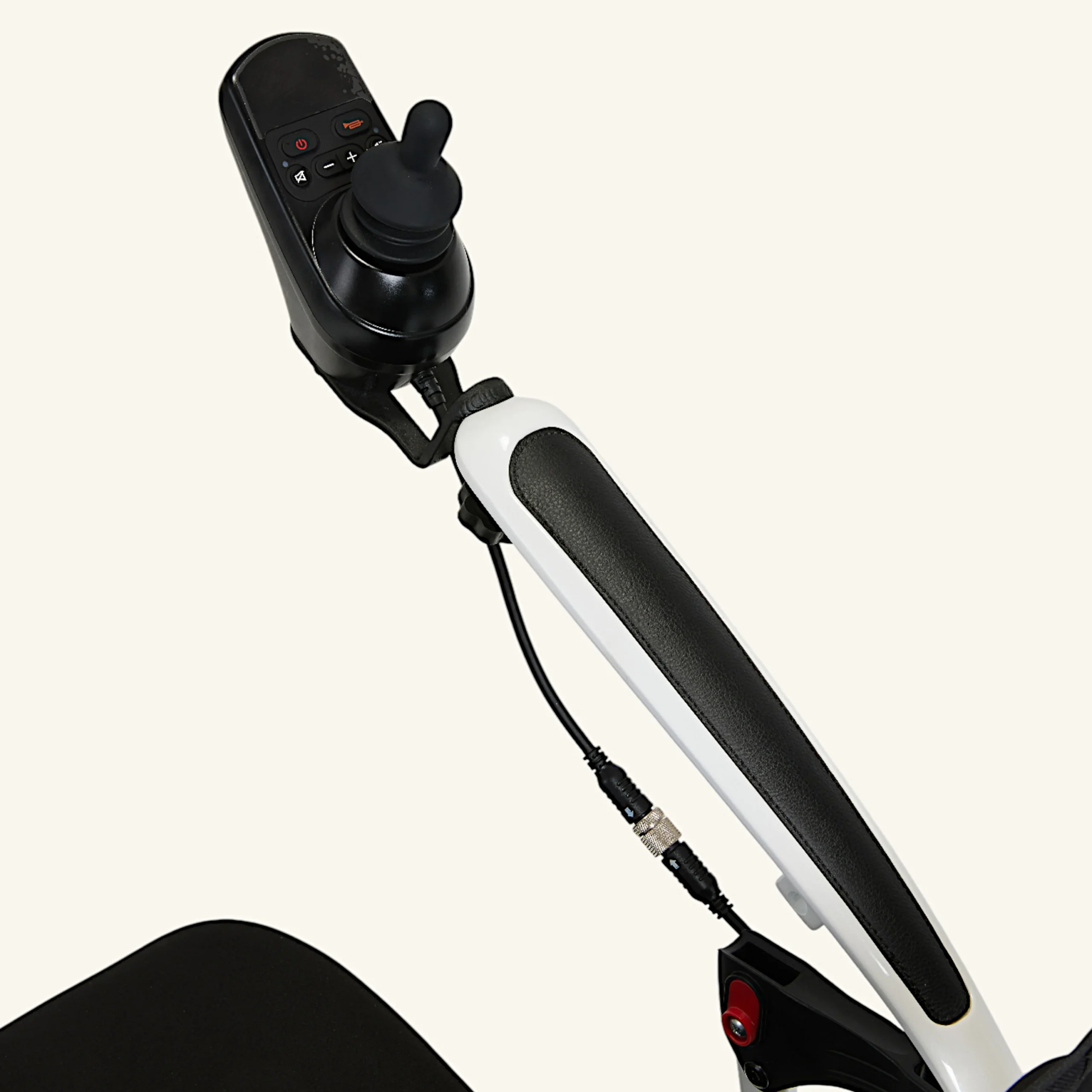 The Halo Carbon Fiber - 12.9kg Airline Friendly Ultra Lightweight Folding Travel Electric Wheelchair - Image 4